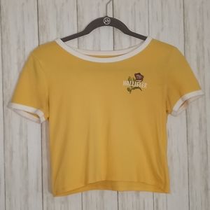 Size XS Hollister cropped T-shirt